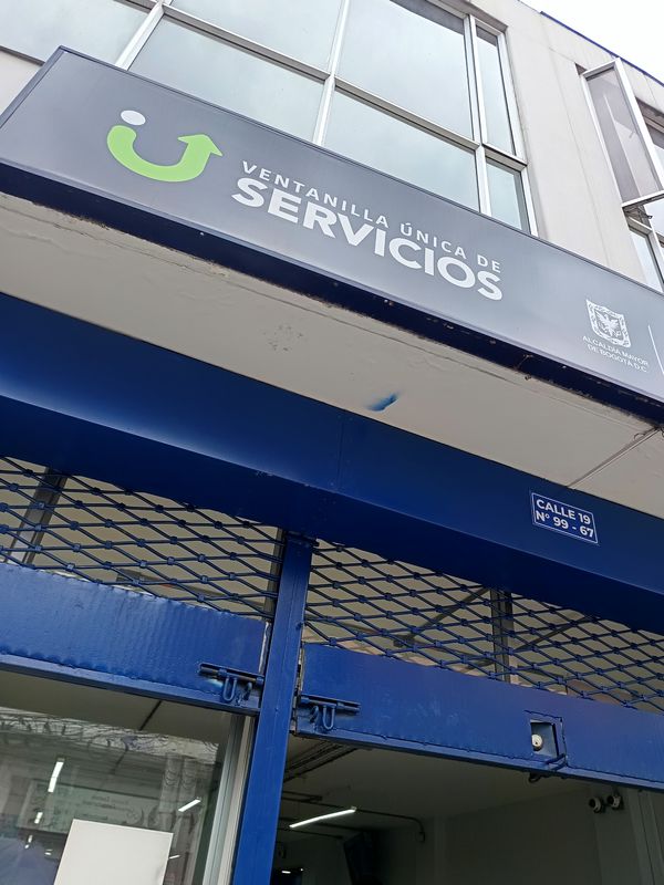 De VP2F+PX a Avenida Carrera # 51-16