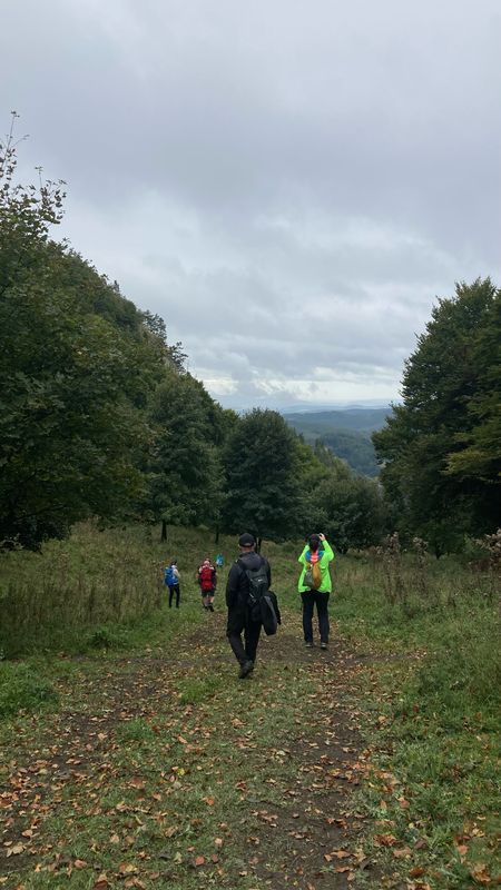 49.087, 18.182 až 49.088, 18.180