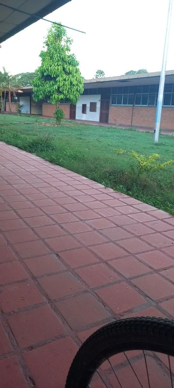 De Urbanización la trinidad a VH88+22H