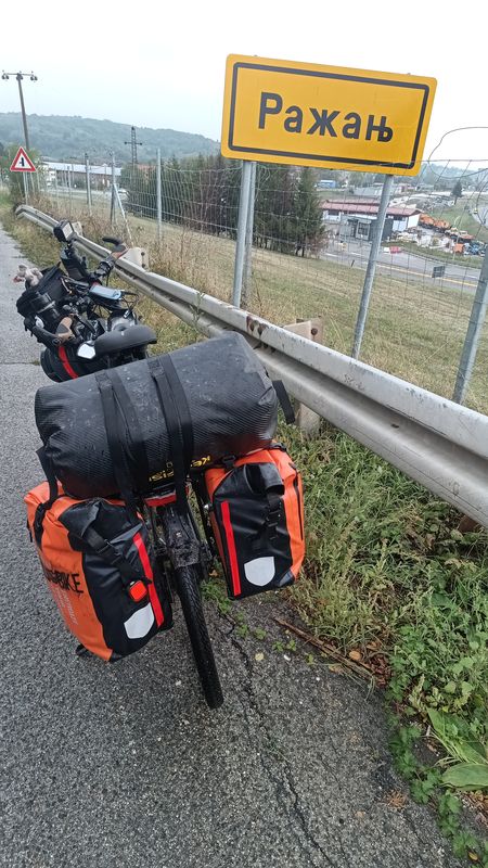 Útvonal innen: Ravanička