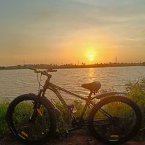 “Ride by the Backwaters 🌊🚴”