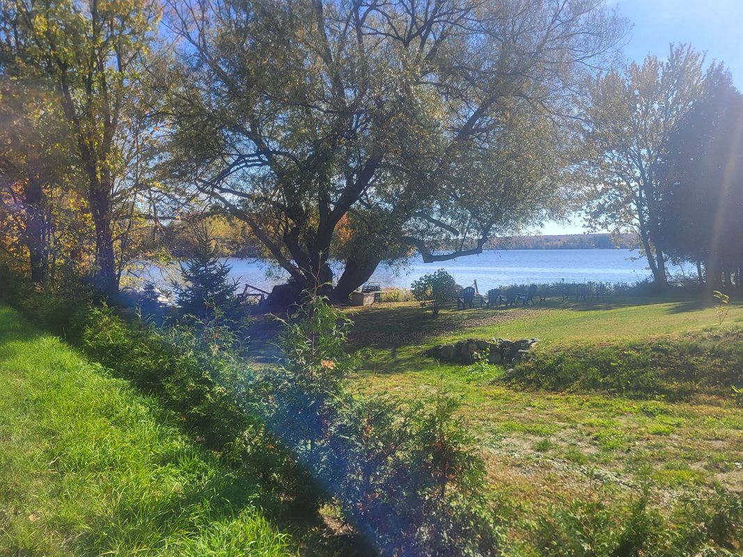 Rue de Stanstead to Rue de Stanstead