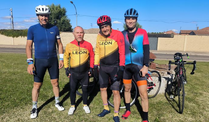 Photo 1 de l’itinéraire Bikemap « 74 km. la Sobarriba, rivera del Porma y Torio » Photo 1 de l’itinéraire Bikemap « 74 km. la Sobarriba, rivera del Porma y Torio »