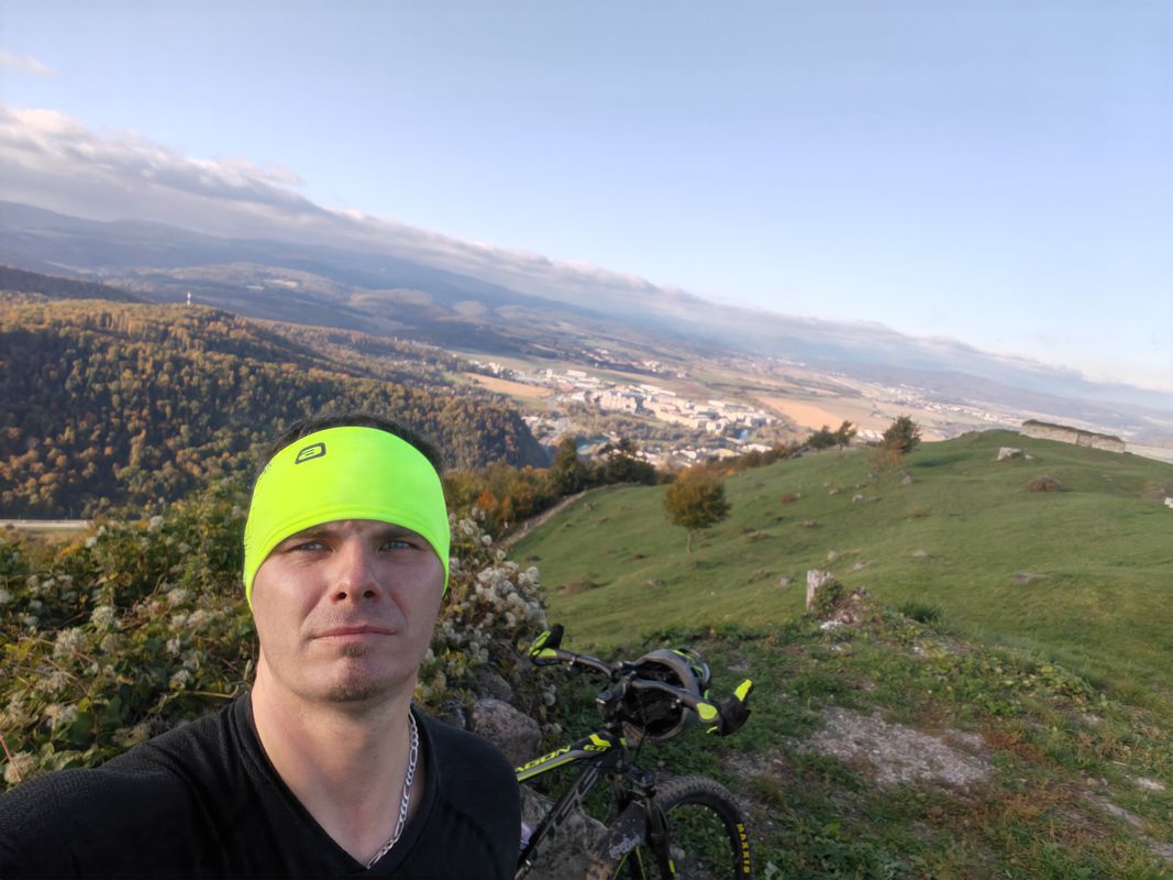 Novozámocká do Kremnická