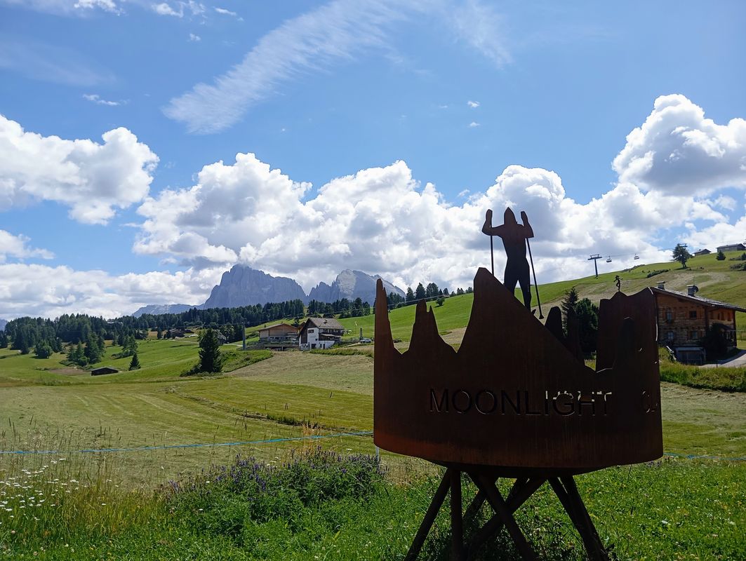 ALPE DI SUISI (por Castellrotto)