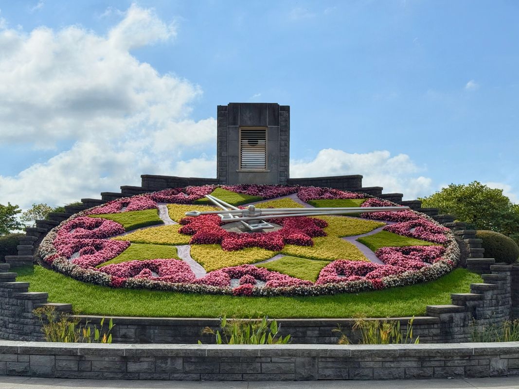 Fallsview Blvd, Niagara Falls to Prince Charles Dr S, Welland