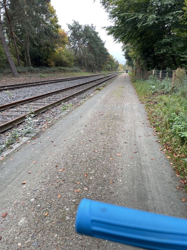 Lyoner Straße, Frankfurt am Main nach Kurt-Oeser-Weg, Mörfelden-Walldorf
