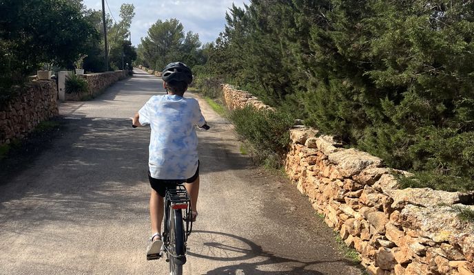 Foto 2 der Bikemap-Route "Avinguda de Miramar, Formentera nach Camí s'Avenc, Formentera" Foto 2 der Bikemap-Route "Avinguda de Miramar, Formentera nach Camí s'Avenc, Formentera"