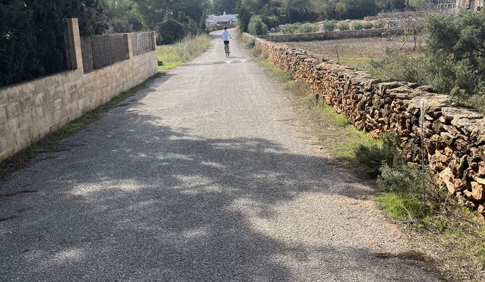 Foto 1 der Bikemap-Route "Avinguda de Miramar, Formentera nach Camí s'Avenc, Formentera" Foto 1 der Bikemap-Route "Avinguda de Miramar, Formentera nach Camí s'Avenc, Formentera"