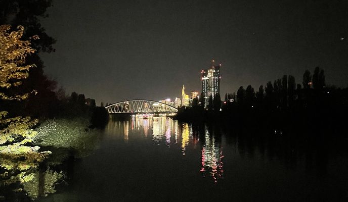 Foto 1 del percorso Bikemap "Offenbacher Straße, Offenbach am Main nach Herriotstraße, Frankfurt am Main"