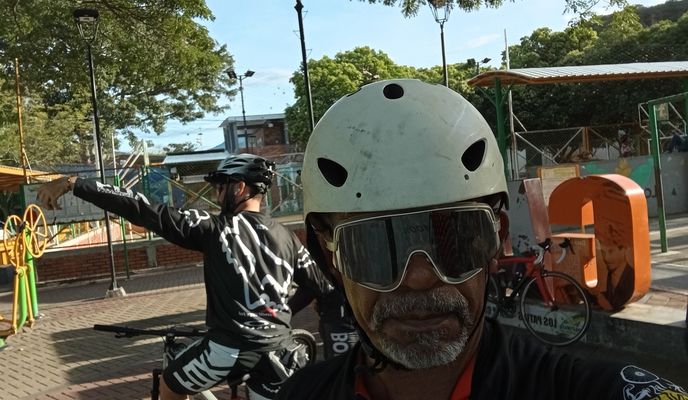 Photo 1 de l’itinéraire Bikemap « De Calle 5-58 a Calle 5-58 »