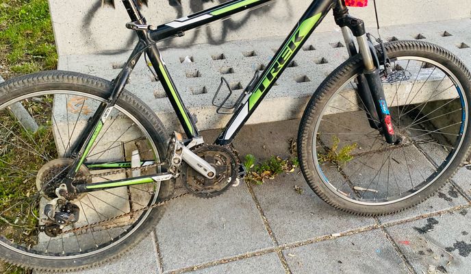 Foto 1 der Bikemap-Route "Membrillar, Molina a Pasaje 9, Molina" Foto 1 der Bikemap-Route "Membrillar, Molina a Pasaje 9, Molina"