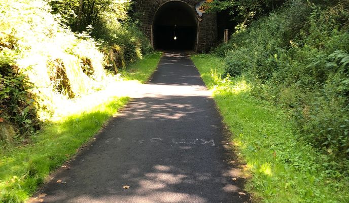 Foto 1 der Bikemap-Route "Kollegentour 2025 Tag1, Mosel-Maare-Radweg" Foto 1 der Bikemap-Route "Kollegentour 2025 Tag1, Mosel-Maare-Radweg"