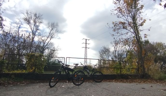 Foto 1 der Bikemap-Route "Sídl. M. Corvina - Sídl. M. Corvina"