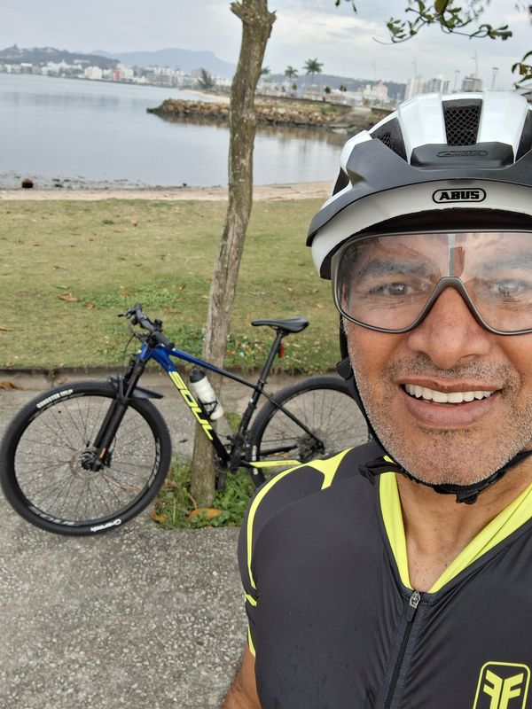 De Rua Álvaro Francisco Martins a Rua Álvaro Francisco Martins