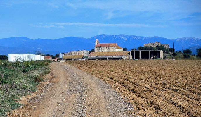 Foto 1 der Bikemap-Route "17 Roses Palau-Savardera Pau Pedret Marzà Monestir-de-Sant-Quirze-de-Colera Garriguella Vilajuïga Vilaüt Ciutadella"