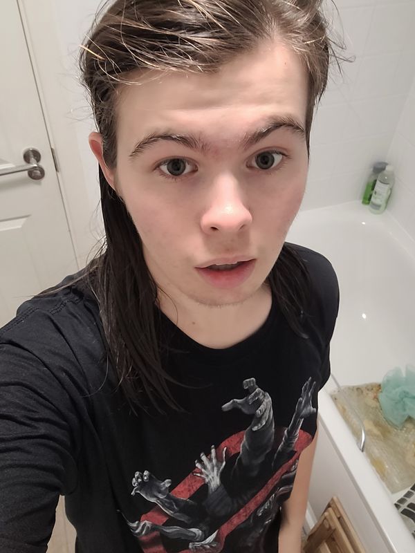 Red Kite Crescent to Red Kite Crescent