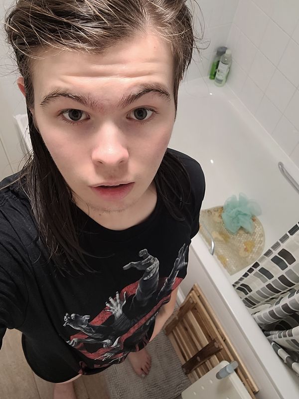 Red Kite Crescent to Red Kite Crescent