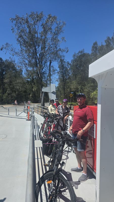 Wallace Dr at Noosa Leisure Centre to Wallace Dr at Noosa Leisure Centre