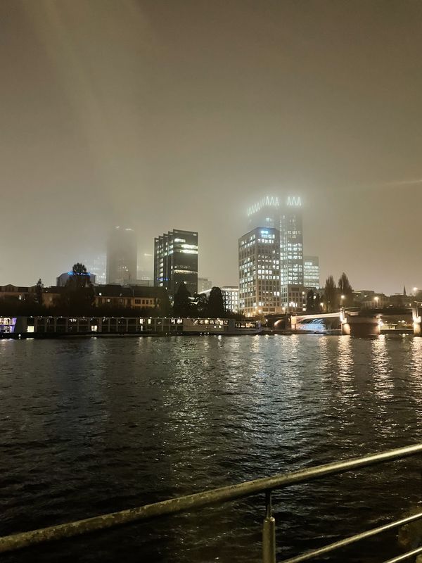 Lyoner Straße, Frankfurt am Main nach Am Maingarten, Offenbach am Main