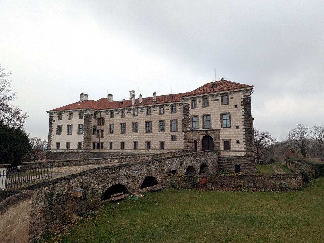 Do Kralup na klobásu