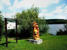 Destacado 3 en la ruta de Bikemap "Okruh přes Žehuň,Dymokury a Lovčice" Destacado 3 en la ruta de Bikemap "Okruh přes Žehuň,Dymokury a Lovčice"