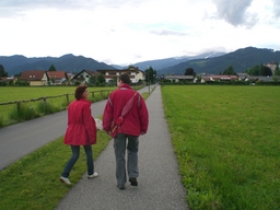 Hebe Bild 12 entlang der Bikemap-Route "hopf_au_zentrum" hervor Hebe Bild 12 entlang der Bikemap-Route "hopf_au_zentrum" hervor