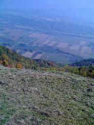 Hebe Bild 10 entlang der Bikemap-Route "MONTLAMBERT BAUGES" hervor
