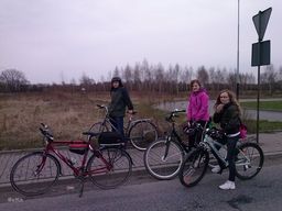 Hebe Bild 5 entlang der Bikemap-Route "Wycieczka do Łodzi (Manufaktura)" hervor