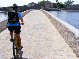 Hebe Bild 7 entlang der Bikemap-Route "Vir - Nin (Chorvátsko)-just north of zadar" hervor
