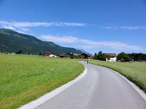 Hebe Bild 2 entlang der Bikemap-Route "Kirchham-4" hervor