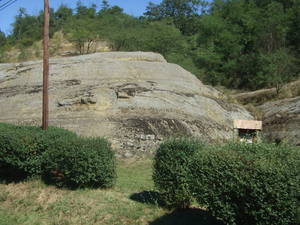 Highlight 4 along the Bikemap route "Zabar- (Cered-R贸nafalu-Salg贸tarj谩n)" Highlight 4 along the Bikemap route "Zabar- (Cered-R贸nafalu-Salg贸tarj谩n)"