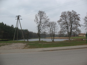 Hebe Bild 1 entlang der Bikemap-Route "2013/10  Głogów MŁp. - Turza N.  - Nienadówka " hervor