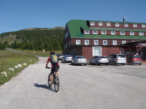 Hebe Bild 40 entlang der Bikemap-Route "Karkonosze, najstromsze podjazdy asfaltowe" hervor