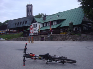 Hebe Bild 2 entlang der Bikemap-Route "Karkonosze, najstromsze podjazdy asfaltowe" hervor