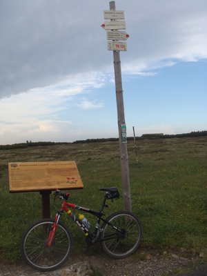 Hebe Bild 15 entlang der Bikemap-Route "Karkonosze, najstromsze podjazdy asfaltowe" hervor