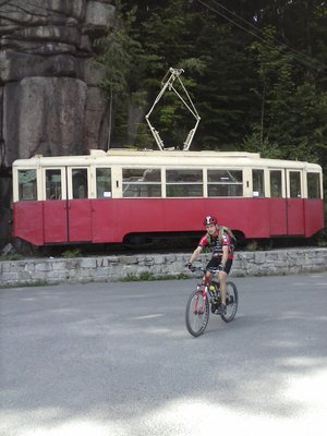 Hebe Bild 37 entlang der Bikemap-Route "Karkonosze, najstromsze podjazdy asfaltowe" hervor
