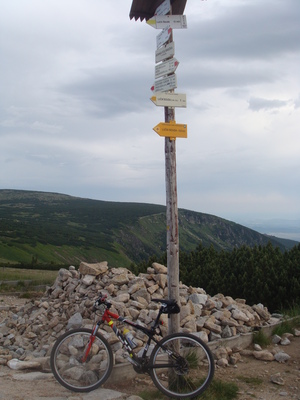 Hebe Bild 22 entlang der Bikemap-Route "Karkonosze, najstromsze podjazdy asfaltowe" hervor
