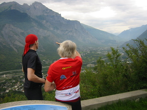 Hebe Bild 2 entlang der Bikemap-Route "Rohne-Alpes: Etappe 3" hervor