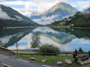 Highlight 2 along the Bikemap route "Rhone-Alpes: Etappe 4" Highlight 2 along the Bikemap route "Rhone-Alpes: Etappe 4"