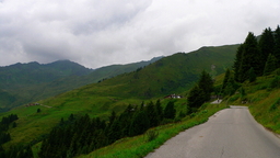 Hebe Bild 10 entlang der Bikemap-Route "Zillertal-Z Aschau okruh po Zillertaler Höhenstrasse" hervor
