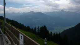 Hebe Bild 11 entlang der Bikemap-Route "Zillertal-Z Aschau okruh po Zillertaler Höhenstrasse" hervor