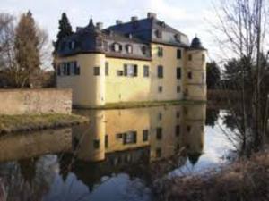 Hebe Bild 1 entlang der Bikemap-Route "Swistbach Tälerroute" hervor
