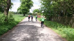 Hebe Bild 11 entlang der Bikemap-Route "Wycieczka do Chechła" hervor