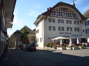 Hebe Bild 5 entlang der Bikemap-Route "Lite Tour Route Complete" hervor Hebe Bild 5 entlang der Bikemap-Route "Lite Tour Route Complete" hervor