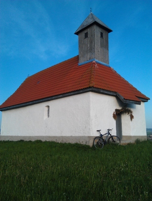 Hebe Bild 3 entlang der Bikemap-Route "Csíkszereda - Csíkrákos" hervor