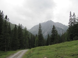 Highlight 4 along the Bikemap route "Massiv Alp 3: Mittenwald- Anhalter Hütte" Highlight 4 along the Bikemap route "Massiv Alp 3: Mittenwald- Anhalter Hütte"