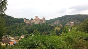 Hebe Bild 15 entlang der Bikemap-Route "Hardegg, Kaja + Znojmo" hervor