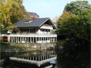 Hebe Bild 8 entlang der Bikemap-Route "Ffm Rundfahrt am Main und Nidda" hervor
