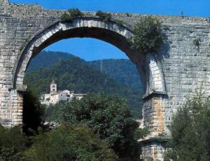 Hebe Bild 2 entlang der Bikemap-Route "GTR Extreme - 2 Tappa - Narni - Corbara" hervor